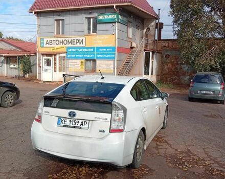 Білий Тойота Пріус, об'ємом двигуна 1.8 л та пробігом 380 тис. км за 9035 $, фото 1 на Automoto.ua