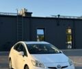Белый Тойота Приус, объемом двигателя 1.8 л и пробегом 400 тыс. км за 8300 $, фото 1 на Automoto.ua