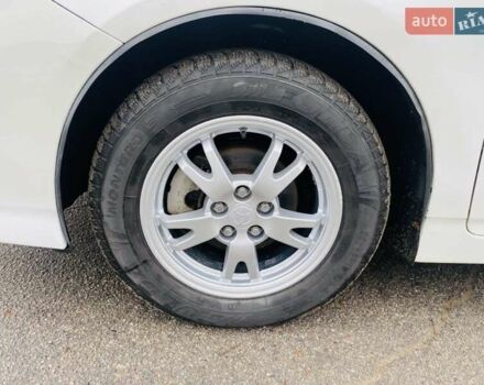 Білий Тойота Пріус, об'ємом двигуна 1.8 л та пробігом 221 тис. км за 8900 $, фото 37 на Automoto.ua