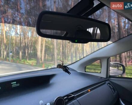 Белый Тойота Приус, объемом двигателя 1.8 л и пробегом 283 тыс. км за 11200 $, фото 16 на Automoto.ua