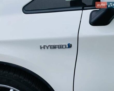 Білий Тойота Пріус, об'ємом двигуна 1.8 л та пробігом 221 тис. км за 8800 $, фото 20 на Automoto.ua