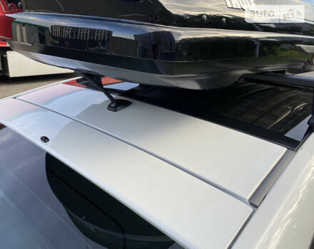 Білий Тойота Пріус, об'ємом двигуна 1.8 л та пробігом 190 тис. км за 10800 $, фото 32 на Automoto.ua