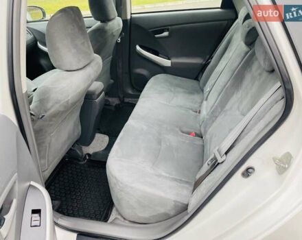 Білий Тойота Пріус, об'ємом двигуна 1.8 л та пробігом 221 тис. км за 8900 $, фото 28 на Automoto.ua