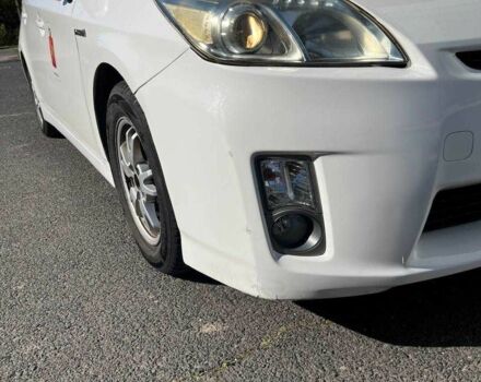 Білий Тойота Пріус, об'ємом двигуна 1.8 л та пробігом 380 тис. км за 9035 $, фото 7 на Automoto.ua