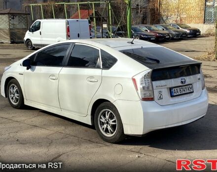 Білий Тойота Пріус, об'ємом двигуна 1.8 л та пробігом 270 тис. км за 8600 $, фото 1 на Automoto.ua