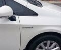 Білий Тойота Пріус, об'ємом двигуна 1.8 л та пробігом 256 тис. км за 12000 $, фото 6 на Automoto.ua