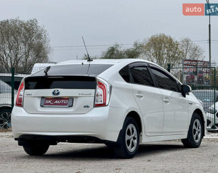 Белый Тойота Приус, объемом двигателя 1.8 л и пробегом 165 тыс. км за 12800 $, фото 80 на Automoto.ua