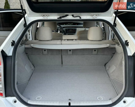 Белый Тойота Приус, объемом двигателя 1.8 л и пробегом 235 тыс. км за 11700 $, фото 45 на Automoto.ua