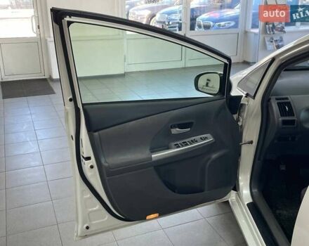 Белый Тойота Приус, объемом двигателя 1.79 л и пробегом 217 тыс. км за 10990 $, фото 16 на Automoto.ua