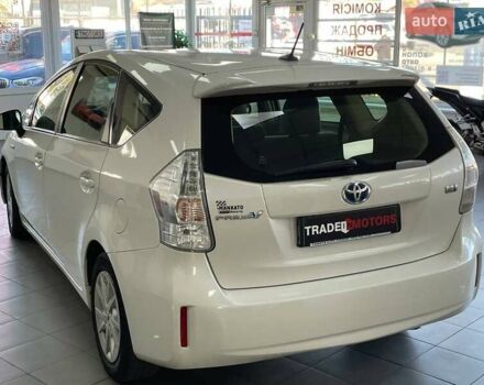 Белый Тойота Приус, объемом двигателя 1.79 л и пробегом 217 тыс. км за 10990 $, фото 12 на Automoto.ua