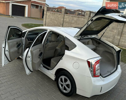 Белый Тойота Приус, объемом двигателя 1.8 л и пробегом 235 тыс. км за 11700 $, фото 34 на Automoto.ua