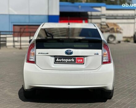 Білий Тойота Пріус, об'ємом двигуна 1.8 л та пробігом 236 тис. км за 10990 $, фото 5 на Automoto.ua