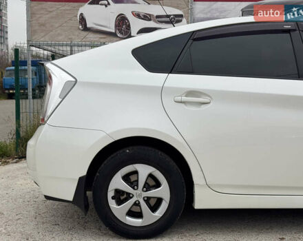 Белый Тойота Приус, объемом двигателя 1.8 л и пробегом 165 тыс. км за 12700 $, фото 79 на Automoto.ua