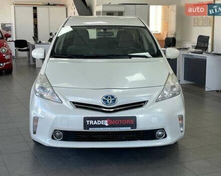 Белый Тойота Приус, объемом двигателя 1.79 л и пробегом 217 тыс. км за 10990 $, фото 3 на Automoto.ua