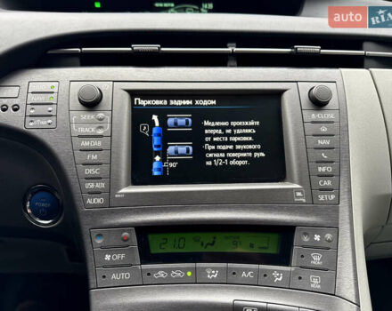 Белый Тойота Приус, объемом двигателя 1.8 л и пробегом 165 тыс. км за 12800 $, фото 48 на Automoto.ua