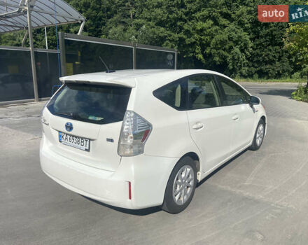 Белый Тойота Приус, объемом двигателя 1.79 л и пробегом 205 тыс. км за 12500 $, фото 5 на Automoto.ua