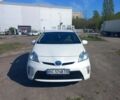 Белый Тойота Приус, объемом двигателя 1.8 л и пробегом 230 тыс. км за 10500 $, фото 2 на Automoto.ua