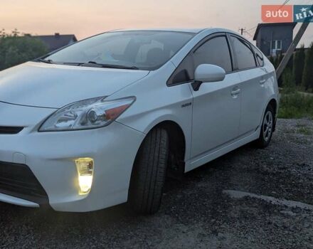 Белый Тойота Приус, объемом двигателя 1.8 л и пробегом 255 тыс. км за 11500 $, фото 2 на Automoto.ua
