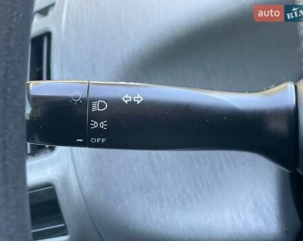 Білий Тойота Пріус, об'ємом двигуна 1.79 л та пробігом 217 тис. км за 10990 $, фото 15 на Automoto.ua
