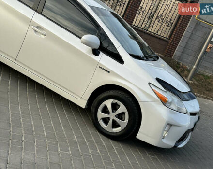 Белый Тойота Приус, объемом двигателя 1.8 л и пробегом 235 тыс. км за 11700 $, фото 24 на Automoto.ua