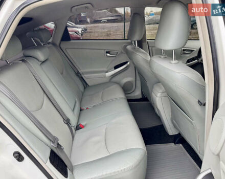 Белый Тойота Приус, объемом двигателя 1.8 л и пробегом 165 тыс. км за 12700 $, фото 22 на Automoto.ua