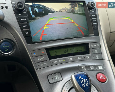 Белый Тойота Приус, объемом двигателя 1.8 л и пробегом 235 тыс. км за 11700 $, фото 60 на Automoto.ua