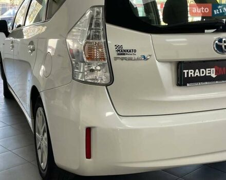 Белый Тойота Приус, объемом двигателя 1.79 л и пробегом 217 тыс. км за 10990 $, фото 11 на Automoto.ua