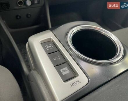 Белый Тойота Приус, объемом двигателя 1.79 л и пробегом 217 тыс. км за 10990 $, фото 33 на Automoto.ua