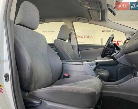 Белый Тойота Приус, объемом двигателя 1.79 л и пробегом 217 тыс. км за 10990 $, фото 38 на Automoto.ua