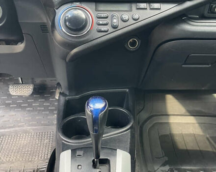 Білий Тойота Пріус, об'ємом двигуна 1.5 л та пробігом 181 тис. км за 8799 $, фото 32 на Automoto.ua