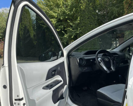 Білий Тойота Пріус, об'ємом двигуна 1.5 л та пробігом 181 тис. км за 8799 $, фото 16 на Automoto.ua