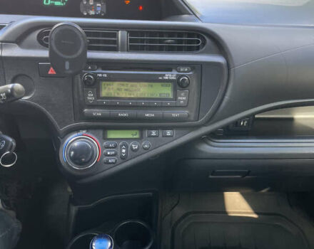 Білий Тойота Пріус, об'ємом двигуна 1.5 л та пробігом 181 тис. км за 9499 $, фото 30 на Automoto.ua