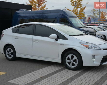 Белый Тойота Приус, объемом двигателя 1.8 л и пробегом 281 тыс. км за 9999 $, фото 5 на Automoto.ua