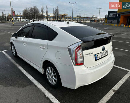 Белый Тойота Приус, объемом двигателя 1.8 л и пробегом 137 тыс. км за 13200 $, фото 3 на Automoto.ua
