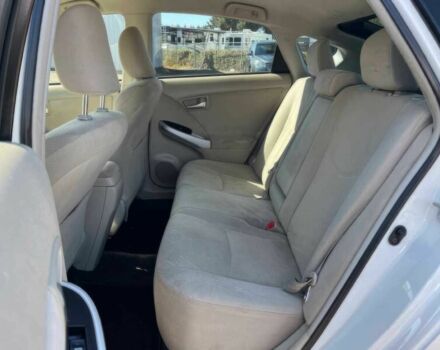 Белый Тойота Приус, объемом двигателя 1.8 л и пробегом 86 тыс. км за 6400 $, фото 11 на Automoto.ua