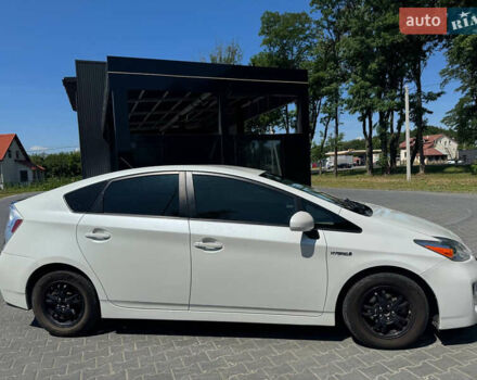 Білий Тойота Пріус, об'ємом двигуна 1.8 л та пробігом 313 тис. км за 11800 $, фото 2 на Automoto.ua