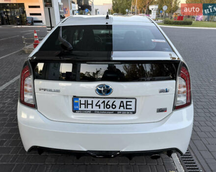 Тойота Приус 2014 в Одессе на Automoto.ua Белый Тойота Приус, объемом двигателя 1.8 л и пробегом 159 тыс. км за 13000 $, фото 3 на Automoto.ua