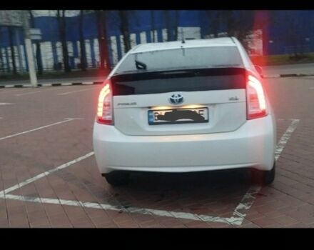 Білий Тойота Пріус, об'ємом двигуна 0 л та пробігом 135 тис. км за 13000 $, фото 2 на Automoto.ua