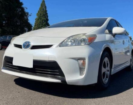 Белый Тойота Приус, объемом двигателя 1.8 л и пробегом 86 тыс. км за 6400 $, фото 2 на Automoto.ua