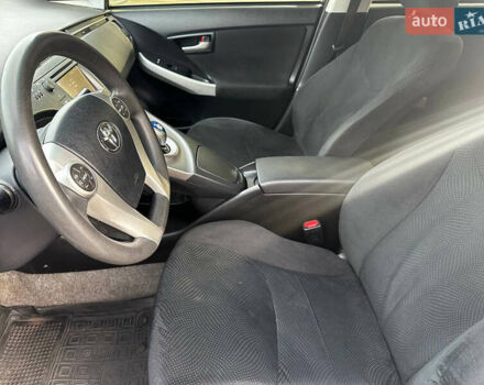 Белый Тойота Приус, объемом двигателя 1.8 л и пробегом 137 тыс. км за 13200 $, фото 10 на Automoto.ua