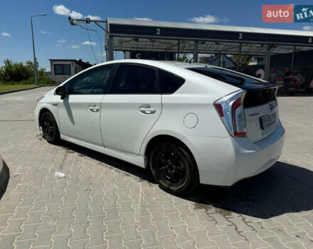 Белый Тойота Приус, объемом двигателя 1.8 л и пробегом 312 тыс. км за 14500 $, фото 4 на Automoto.ua