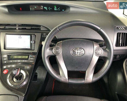 Тойота Приус 2014 в Одессе на Automoto.ua Белый Тойота Приус, объемом двигателя 1.8 л и пробегом 159 тыс. км за 13000 $, фото 31 на Automoto.ua