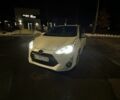 Білий Тойота Пріус, об'ємом двигуна 1.5 л та пробігом 90 тис. км за 9500 $, фото 1 на Automoto.ua
