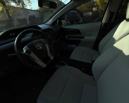 Білий Тойота Пріус, об'ємом двигуна 1.5 л та пробігом 98 тис. км за 8500 $, фото 3 на Automoto.ua