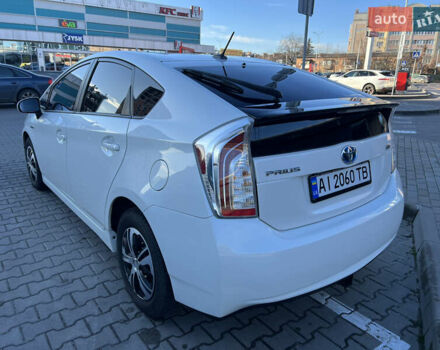 Белый Тойота Приус, объемом двигателя 1.8 л и пробегом 177 тыс. км за 15300 $, фото 7 на Automoto.ua