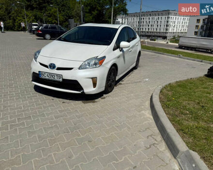Белый Тойота Приус, объемом двигателя 1.8 л и пробегом 312 тыс. км за 14500 $, фото 6 на Automoto.ua
