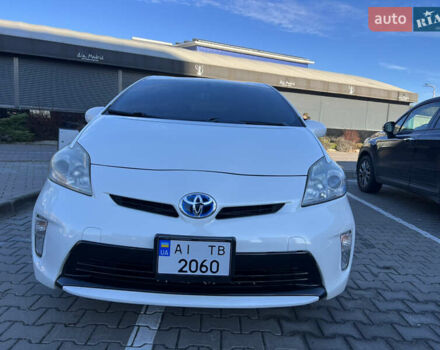 Белый Тойота Приус, объемом двигателя 1.8 л и пробегом 177 тыс. км за 15300 $, фото 3 на Automoto.ua