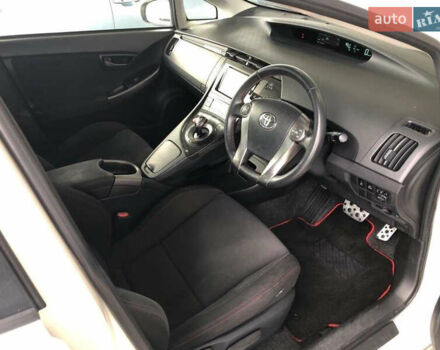 Тойота Приус 2014 в Одессе на Automoto.ua Белый Тойота Приус, объемом двигателя 1.8 л и пробегом 159 тыс. км за 13000 $, фото 30 на Automoto.ua