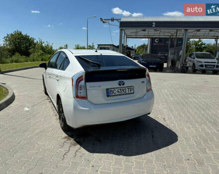 Белый Тойота Приус, объемом двигателя 1.8 л и пробегом 312 тыс. км за 14500 $, фото 3 на Automoto.ua