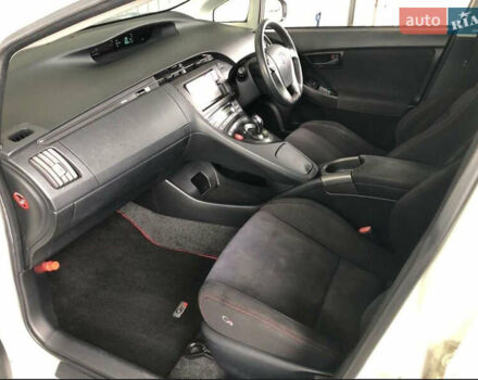 Тойота Приус 2014 в Одессе на Automoto.ua Белый Тойота Приус, объемом двигателя 1.8 л и пробегом 159 тыс. км за 13000 $, фото 32 на Automoto.ua